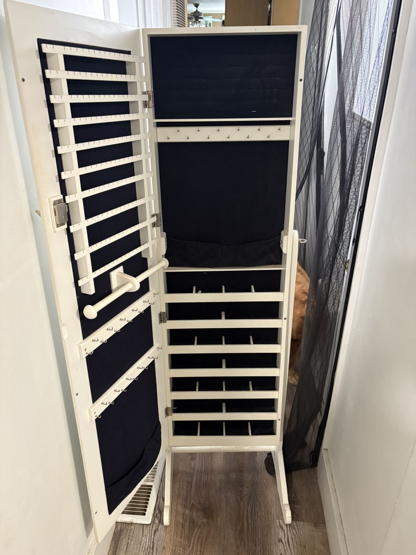 Lockable Mirrored Jewelry Box Storage Cabinet