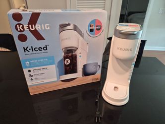Keurig K-Iced Coffee Maker + 40+ K-Cups + Original Box