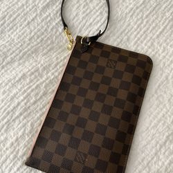 Louis Vuitton Pochette