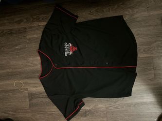 Chicago Bulls Black Button-Up Shirt