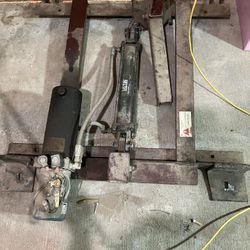 Truck Mount Double Bale Spike 