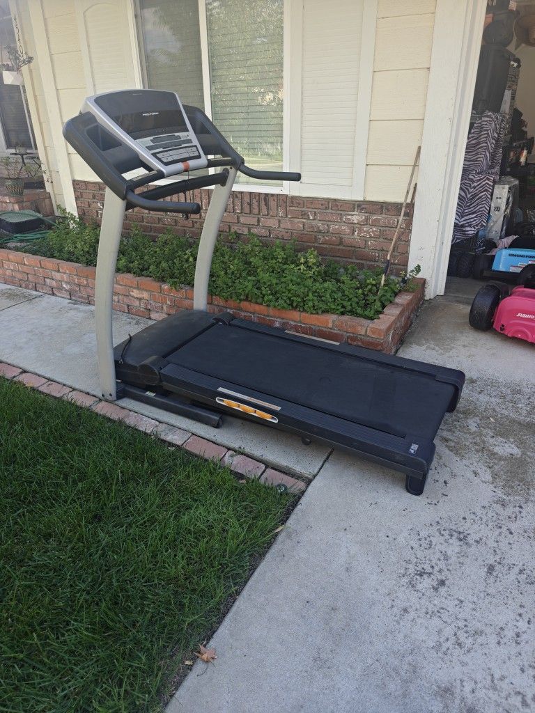 Pro-Form Treadmill
