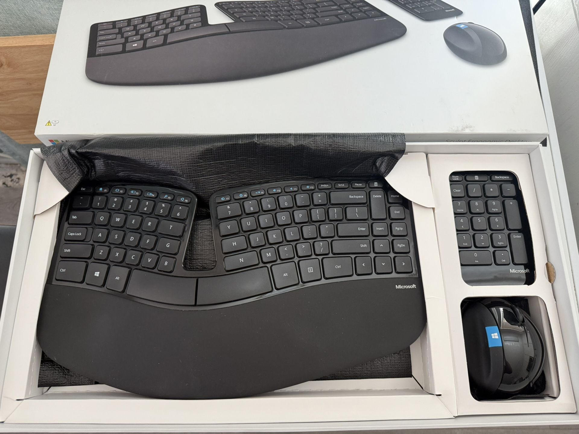 Microsoft Sculpt Ergonomic Desktop Keyboard