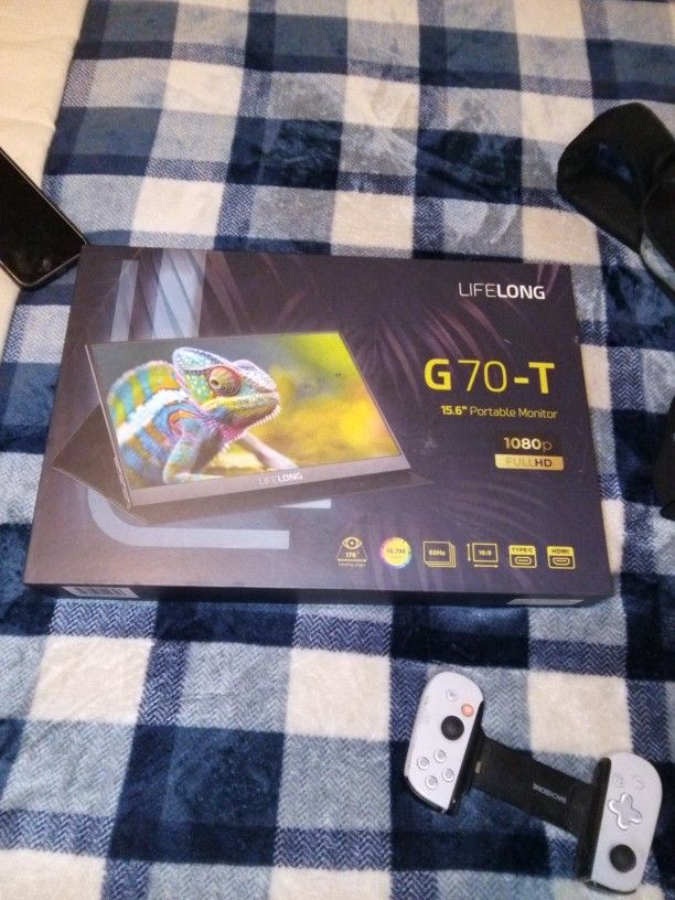 G70-T 15.6' Portable Monitor