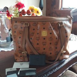 Authentic MCM large Shopper /tote