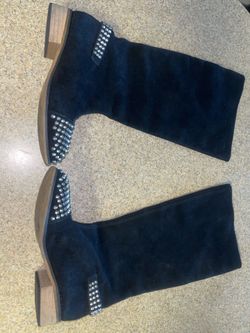 Faux suede fashion boots size 8