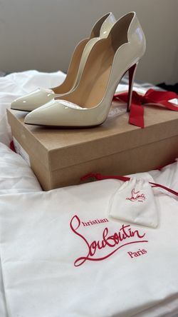 Christian Louboutin Pumps