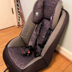 Cosco Mighty Fit 65 DX Kids Car Seat
