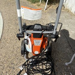 Pressure washer needs nozzle and hose