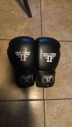fight2finish Leather boxing gloves