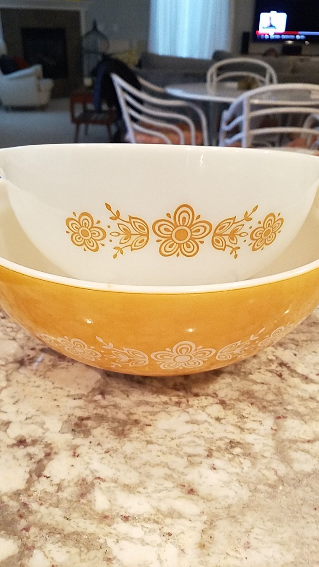 Awesome golden butterfly Pyrex nesting bowls
