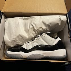 Jordan 11 Size 6Y