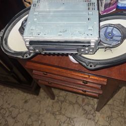 Pioneer super tuner     speakers are 6 x 9, two 20 x 4 three ways