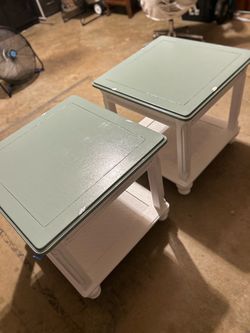Beautiful pair of coastal cottage end tables in excellent condition. OBO