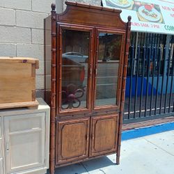 Vintage Dixie Lighted China Hutch