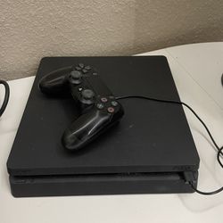 PS4 - 500 Gb