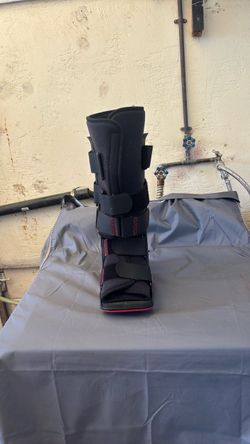 Walking brace