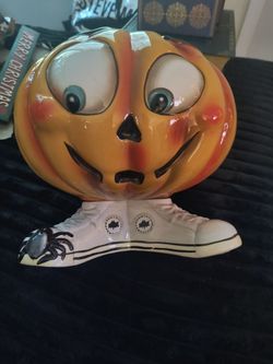 Vintage* whimsical ceramic jack-o'-lantern candy bowl w big googly eyes and white sneaker feet! Great for candy!
