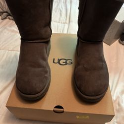 Gray Uggs