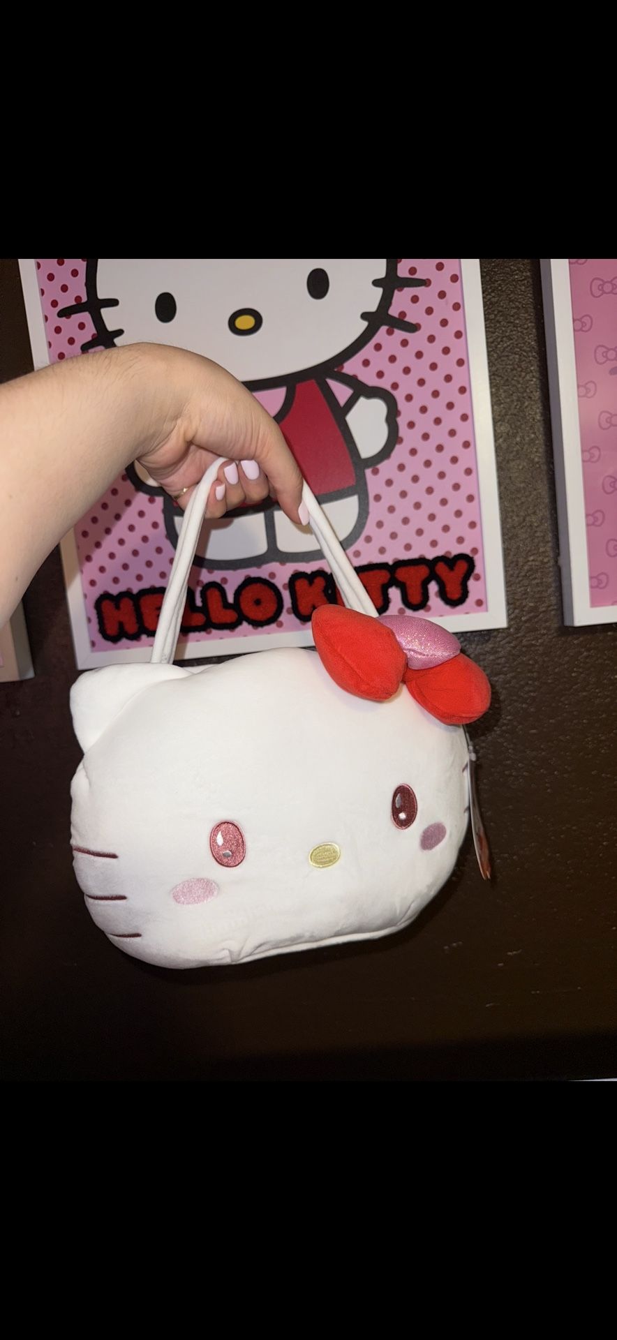 Hello Kitty Basket