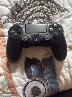DualShock 4 Controller