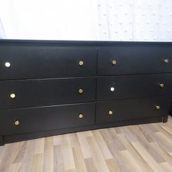 Dresser/Side Tables