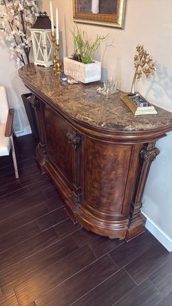 Marble/Granite Top Bar