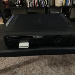 Xbox 360, Controllers And More