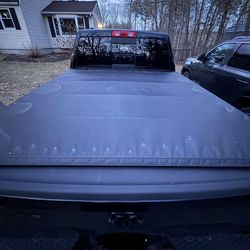 Ram 1500 Gator SFX Soft Tri-Fold 6’4 Tonneau Cover