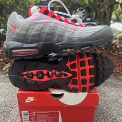 NIKE AIR MAX 95 OG SZ10.5 SOLAR RED NEON Jordan Infrared Levis  6 Sample Retro 97 95 Union Fragment Solefly Stranger Things Off White 2 1 FOAMPOSITE 