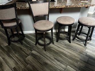 4 barstools 26”