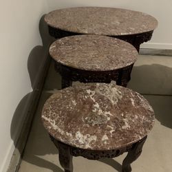 Set of 3: Coffee table 2 Side Tables