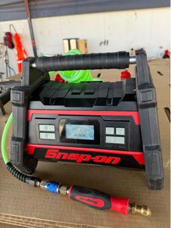 Tire inflator ‘Snap on’