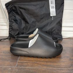 Yeezy Slide YS-01 Black