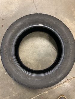 Michelin Defender Tire 225/60R17