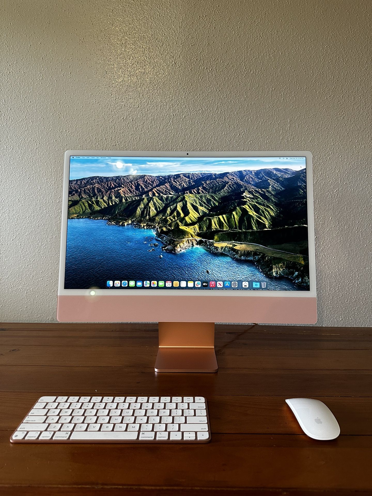 Beautiful Pink iMac 24 In M1 8 Core With Keyboard And Mouse 