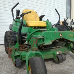 John Deere Z925 Mower