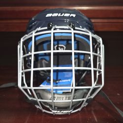 Bauer Re AKT 55 Helmet Small (New)