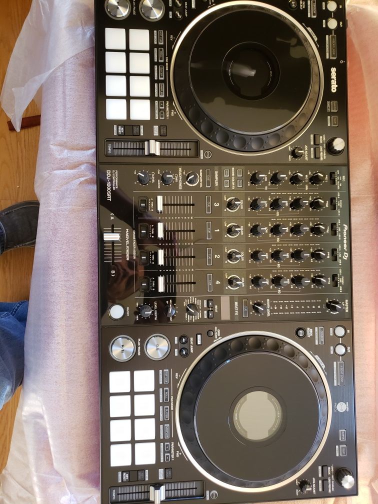 New pionner ddj 1000srt