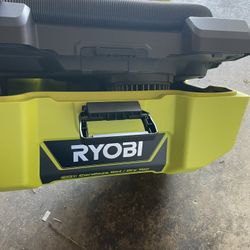 Ryobi Vacuum 