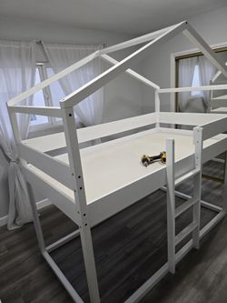 Bonita Cama Twin En Forma De Casita 