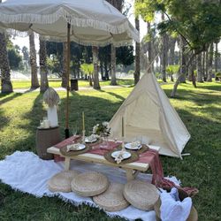 Picnic & Tepees