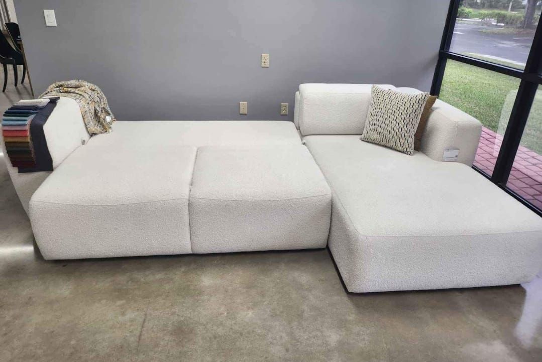 OVERSIZE SLEEPER SECTIONAL OFF WHITE STORAGE BUCKLE FABRIC 120x70