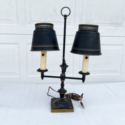 Vintage Gold & Black Toleware Double Metal Shades Colonial Mid Century Desk Lamp