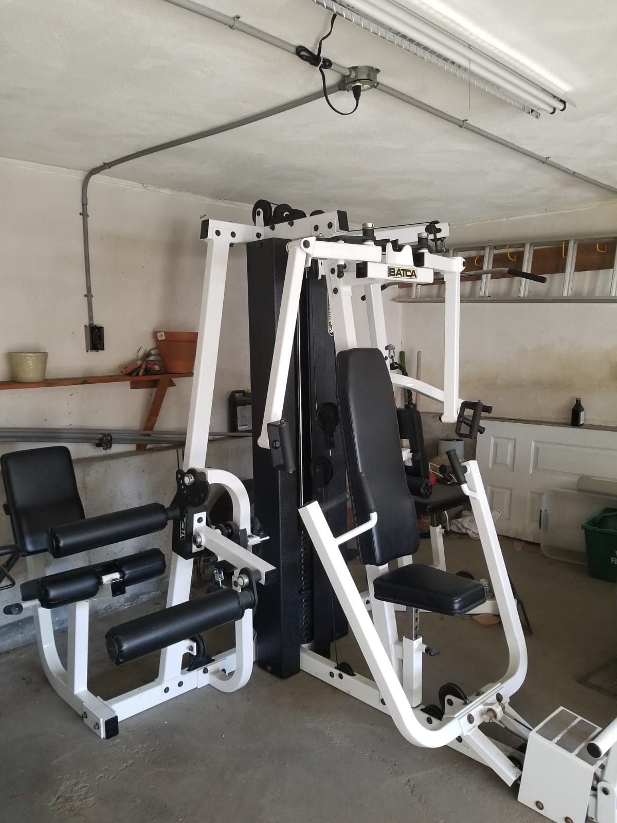 BATCA Omega 4 Commercial Multi-Station, Omega 4