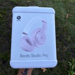 Beats Studio Pro Bluetooth Wirless Headphones ( NEW)