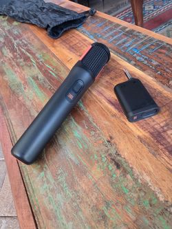 JBL microphone