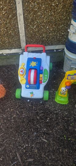 LeapFrog is the brand walk along