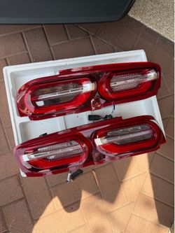 Camaro rear lights , 2019 -2024