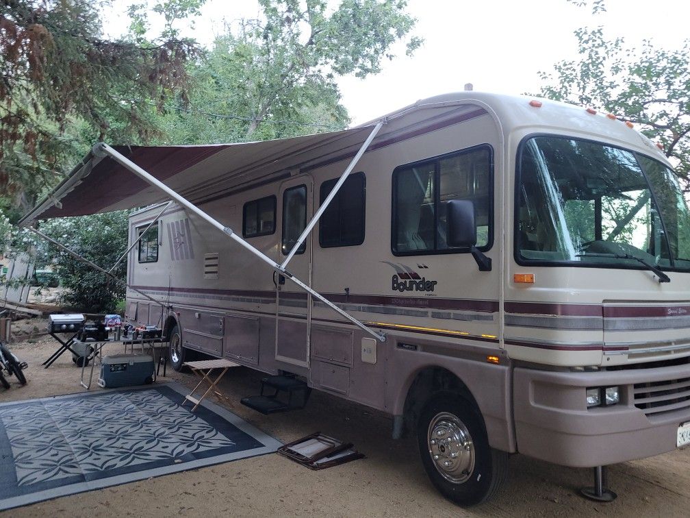 1994 Fleetwood Bounder